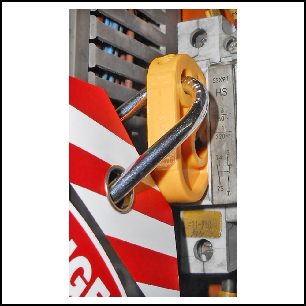 CIRCUIT BREAKER LOCKOUT, CB‐MG‐CTBL - Image 3